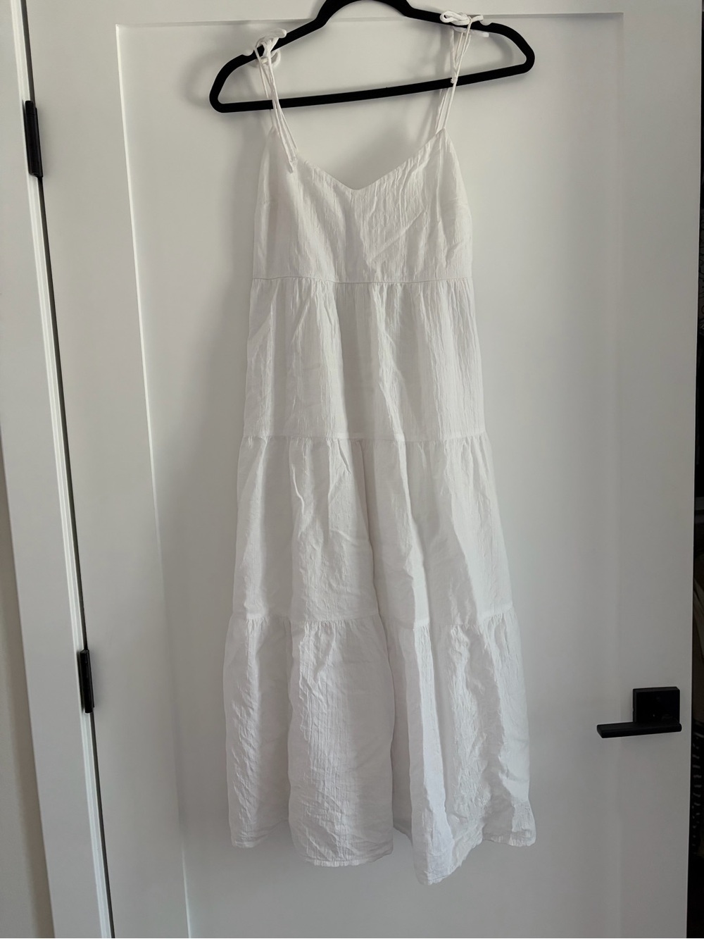 Abercrombie- White Tiered Spaghetti-Strap Sundress